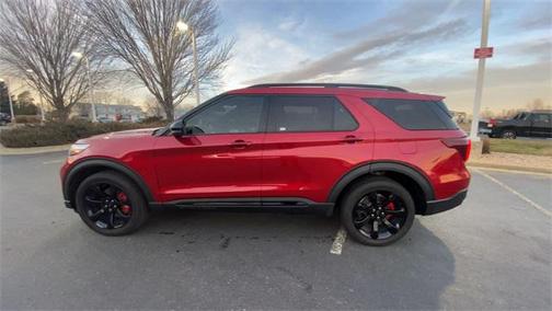2024 Ford Explorer ST