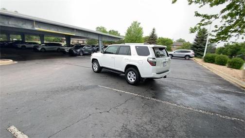 2022 Toyota 4Runner SR5