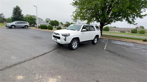2022 Toyota 4Runner SR5