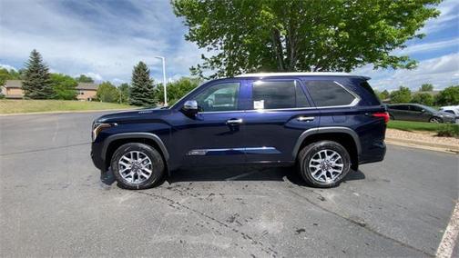 2025 Toyota Sequoia Base