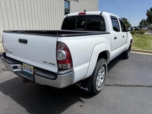 2015 Toyota Tacoma Base