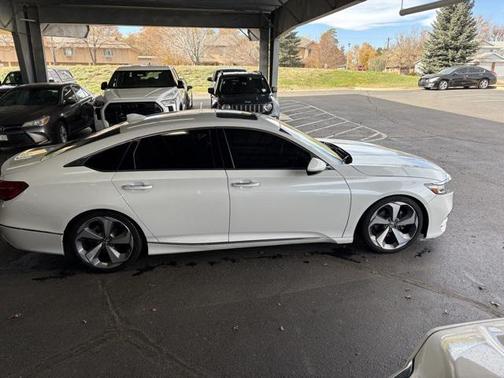 2019 Honda Accord Touring 2.0T