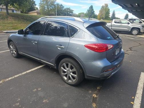 2017 INFINITI QX50 Base