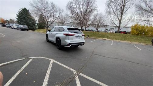 2023 Toyota Highlander XSE