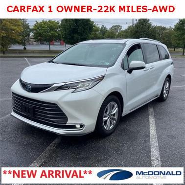 2022 Toyota Sienna Limited 7-Passenger