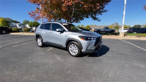 2024 Toyota Corolla Cross LE