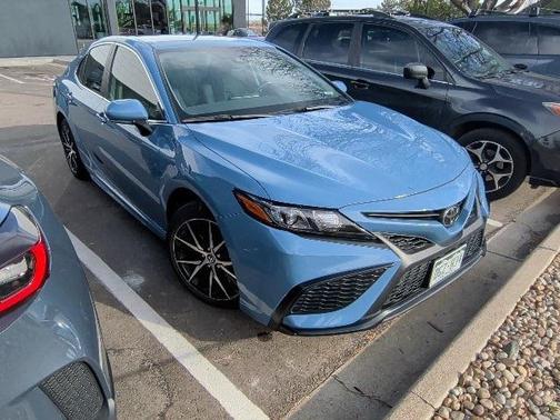 2024 Toyota Camry SE