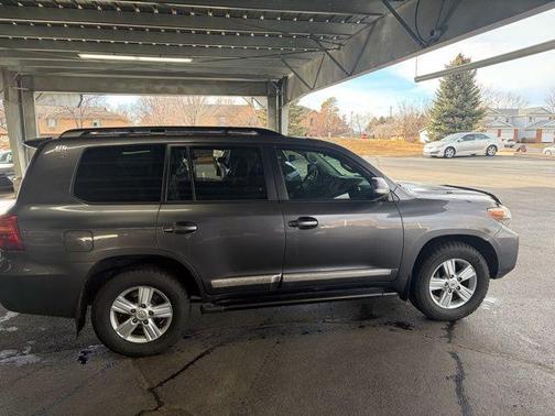 2013 Toyota Land Cruiser Base