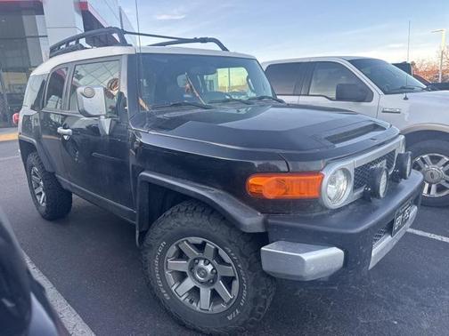 2014 Toyota FJ Cruiser Base