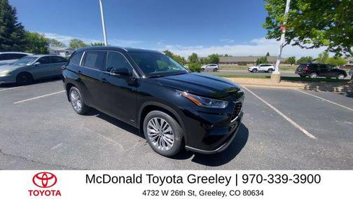 Midnight Black Metallic 2026 Toyota Highlander Hybrid Platinum