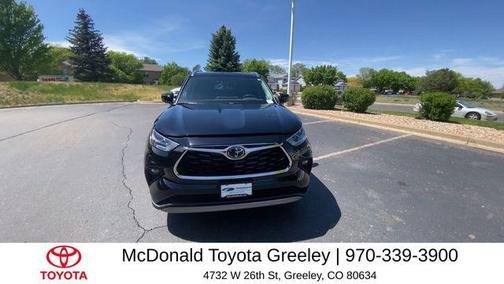 Midnight Black Metallic 2026 Toyota Highlander Hybrid Platinum