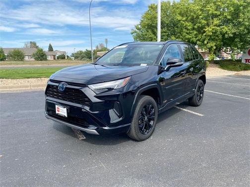 2022 Toyota RAV4 Hybrid SE
