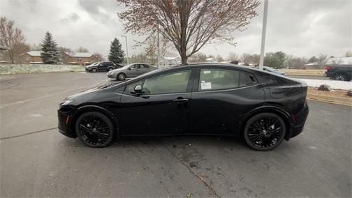 2025 Toyota Prius L