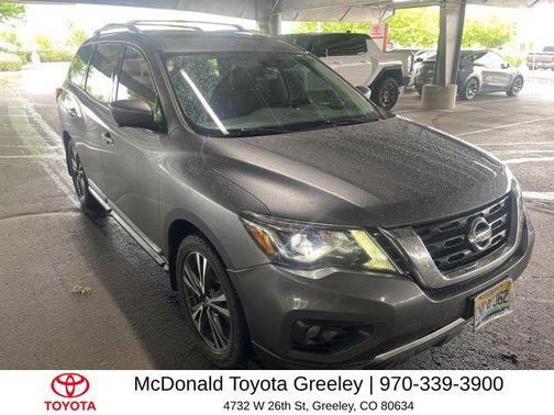 Gun Metallic 2017 Nissan Pathfinder Platinum