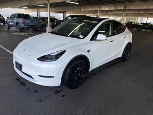 2024 Tesla Model Y Long Range Dual Motor All-Wheel Drive