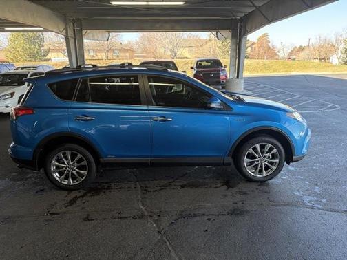 2018 Toyota RAV4 Hybrid SE