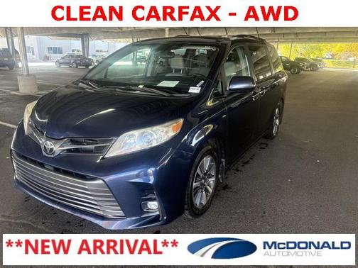 2019 Toyota Sienna XLE