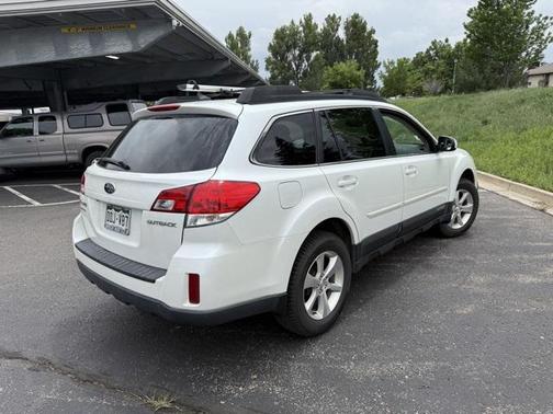 2013 Subaru Outback 2.5i Limited