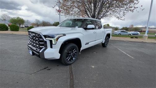 2025 Toyota Tundra Hybrid Platinum