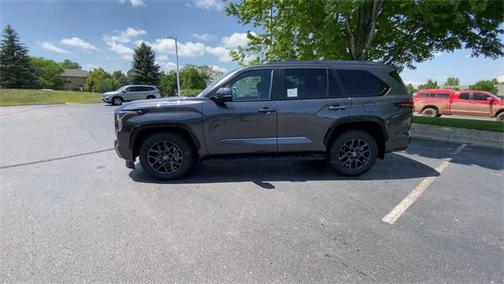 2025 Toyota Sequoia Platinum