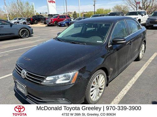Black Uni 2016 Volkswagen Jetta 1.8T SEL