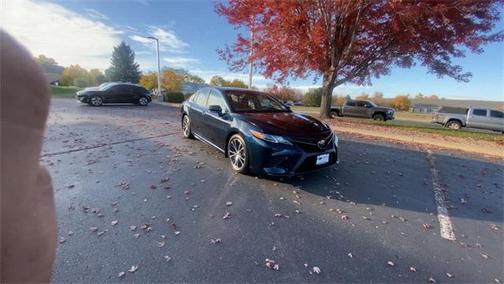 2020 Toyota Camry SE