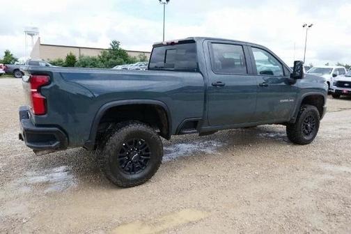 2025 Chevrolet Silverado 2500 4WD Crew Cab Standard Bed ZR2