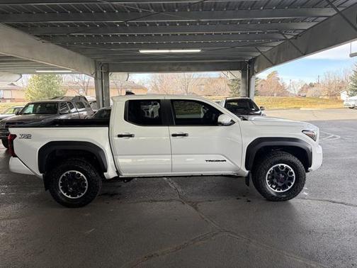 2024 Toyota Tacoma TRD Off Road