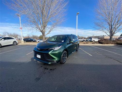 2026 Toyota Sienna Woodland Edition