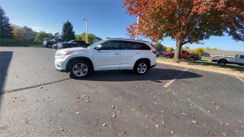 2016 Toyota Highlander Limited Platinum