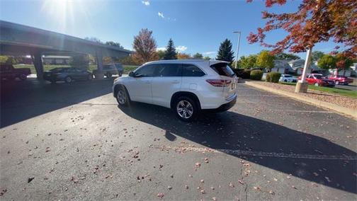 2016 Toyota Highlander Limited Platinum