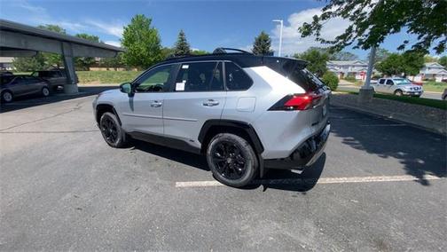 2025 Toyota RAV4 Hybrid SE