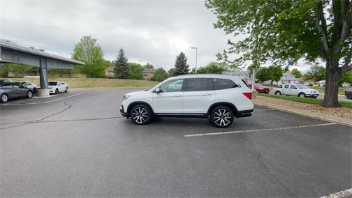 2022 Honda Pilot AWD Elite