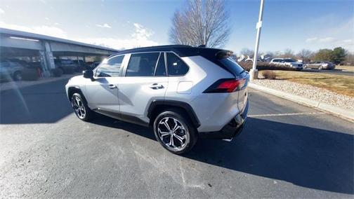 2025 Toyota RAV4 Hybrid SE