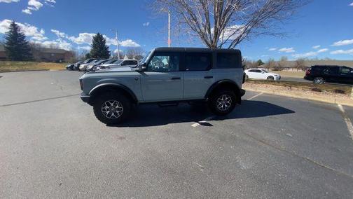 CACTUS GRAY 2024 Ford Bronco Badlands