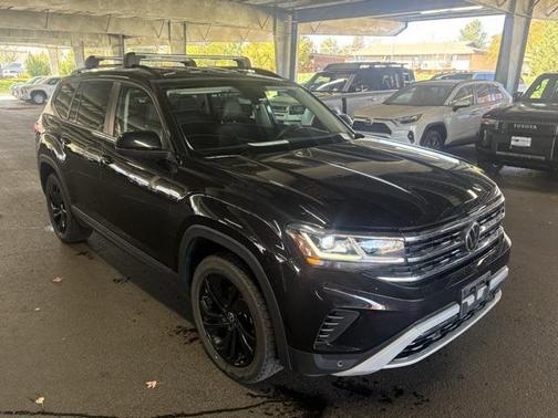 2023 Volkswagen Atlas 3.6L SE w/Technology