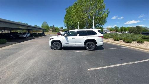 2025 Toyota Sequoia Platinum