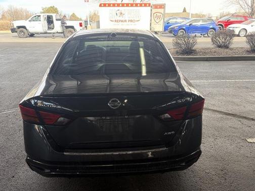 2021 Nissan Altima 2.5 SV