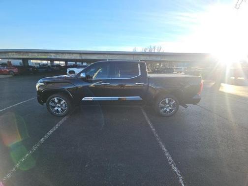 2024 Toyota Tundra Hybrid Capstone