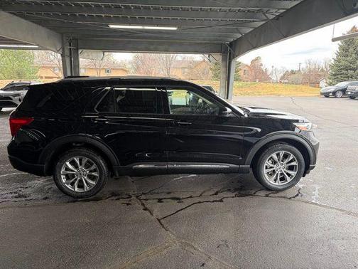 AGATE BLACK METALLIC 2023 Ford Explorer Limited