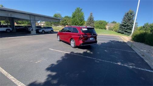 2021 Toyota Sienna Platinum 7 Passenger