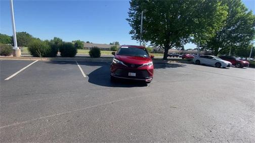 2021 Toyota Sienna Platinum 7 Passenger