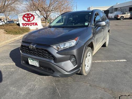 2020 Toyota RAV4 XLE