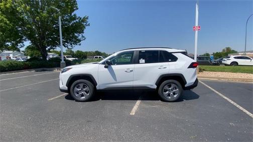 2025 Toyota RAV4 Hybrid LE