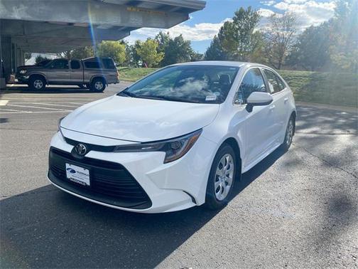2025 Toyota Corolla LE