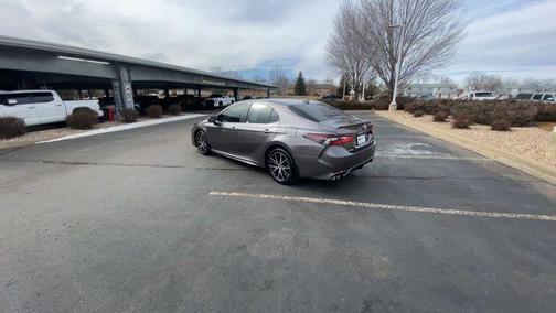 2024 Toyota Camry Hybrid SE