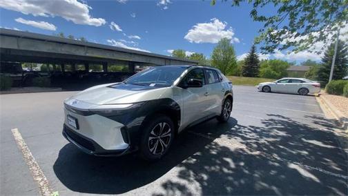 2025 Toyota bZ4X XLE