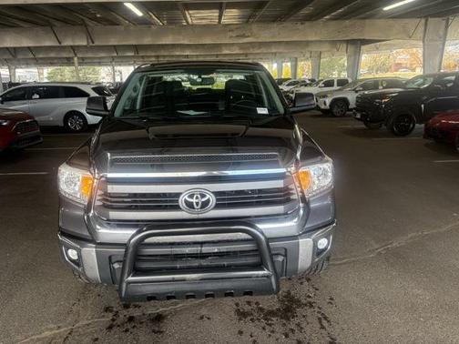 2015 Toyota Tundra SR5