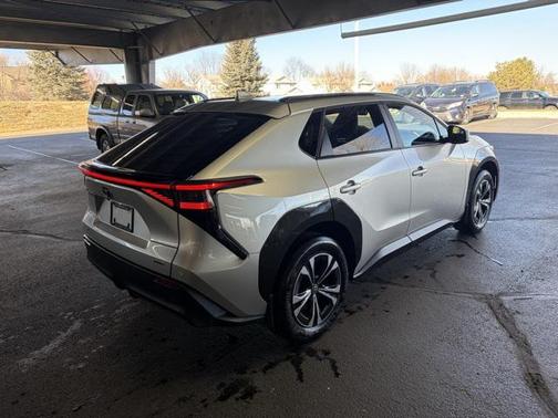 2024 Toyota bZ4X XLE