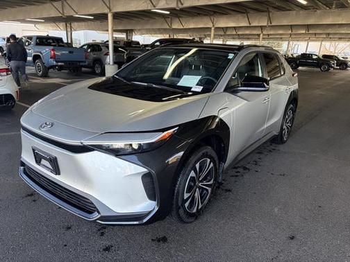 2024 Toyota bZ4X XLE